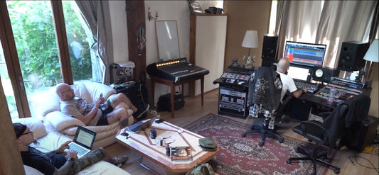 SORTIE DU MAKING-OF DE 'LOS CLASICOS DE LOCOS'